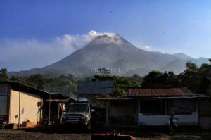 Merapi Muntahkan 6 Kali Awan Panas, Jarak Luncur Maksimum 1,5 Km
